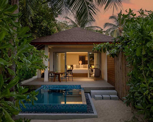 Avani+ Fares Maldives Resort фото 20