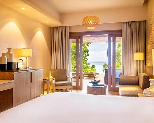 Lily Beach Resort & Spa фото 2