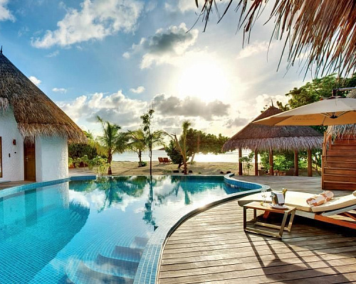 Hideaway Beach Resort & Spa фото 25