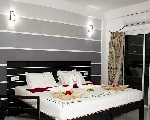 Crown Beach Hotel фото 2