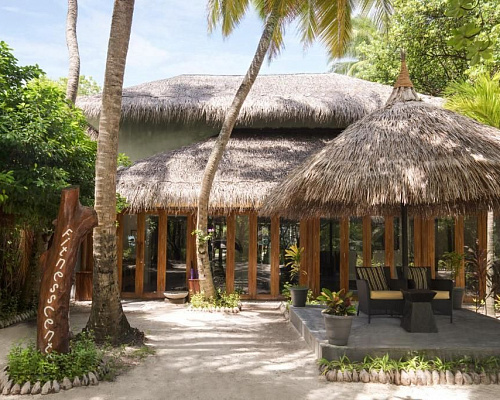 Taj Coral Reef Resort & Spa фото 33